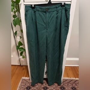 LOFT women’s size 10 green pleated wide leg trousers with belt loops